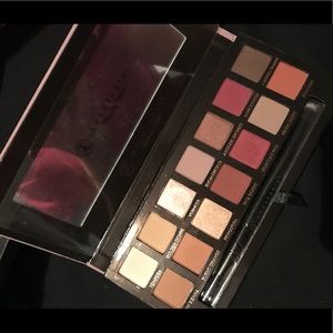 Anastasia modern renaissance palette